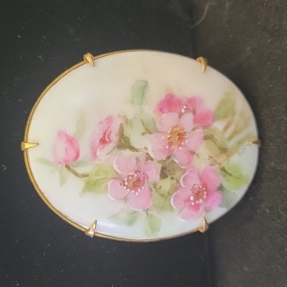 Vintage Floral HP Porcelain Brooch